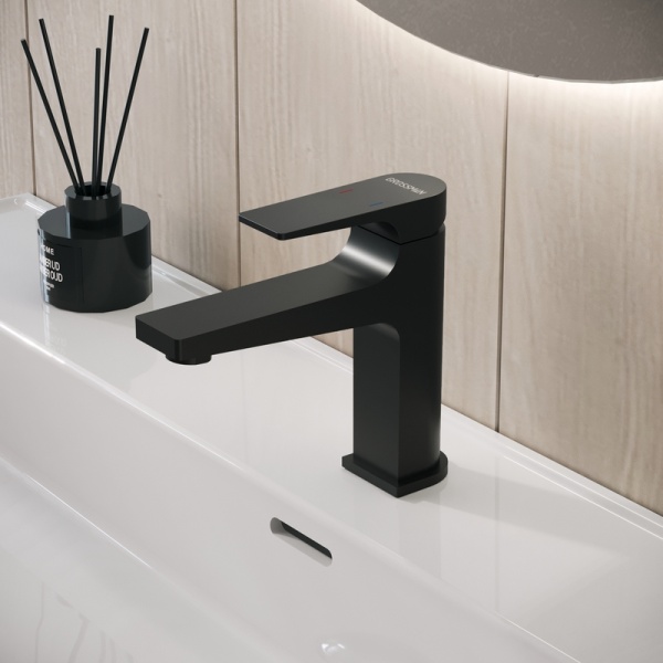 Смеситель для раковины Grossman Classic 510.K35.04.210 черный матовый,1 место