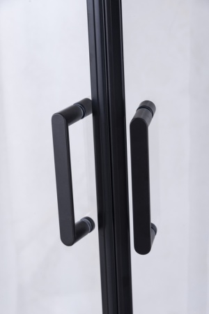 Душевое ограждение Niagara Nova NG-6813-08ВLACK (90х90х195) квадрат,черный,двери распашные,стекло прозрачное,1 место